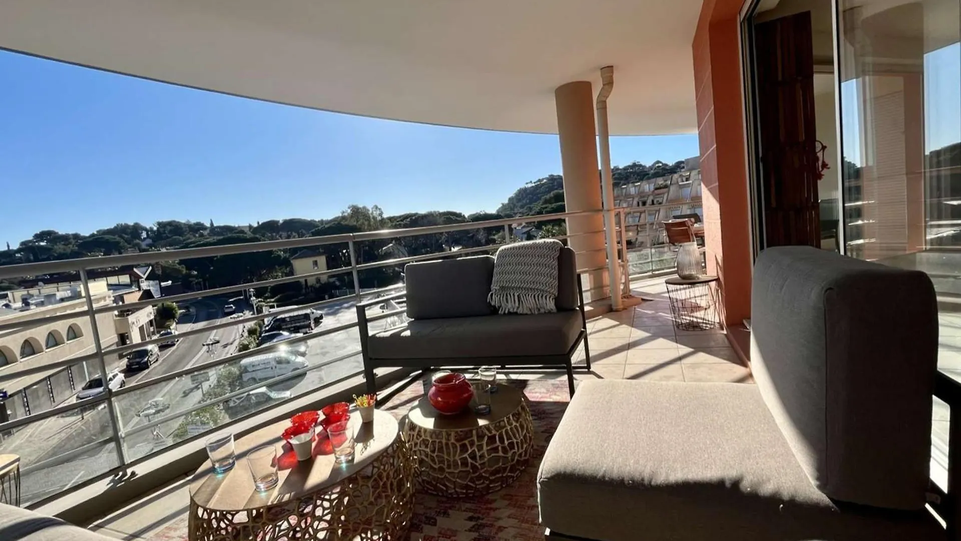 Apartmán Cavalaire: Spacieux T4, 2 Terrasses, Clim, Parking, Animaux Acceptes - Fr-1-226B-180 Francie